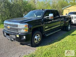 2015 Chevrolet Silverado&nbsp;3500HD High Cou...
