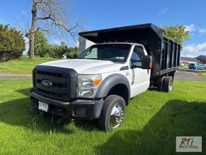lot 39 image: 2012 Ford F450 dump truck. VIN1FDUF4HTXCEC64...
