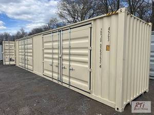 40ft shipping container with 2 13ft double si...