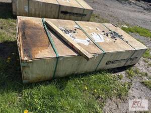 lot 35 image: 12ft x 20ft galvanized metal livestock shed, ...