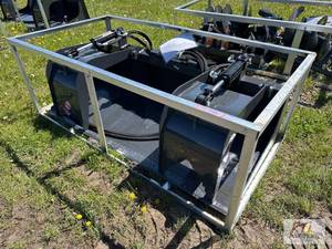 lot 56 image: Wolverine 6ft dual cylinder low sided grapple...