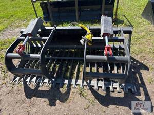 lot 78 image: 72in dual cylinder rock grapple bucket. MDI ...