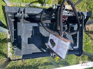 lot 115 image: LandHonor 44in grapple bucket for mini skid l...