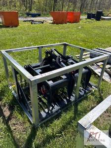 lot 117 image: LandHonor 44in rock grapple bucket for mini s...