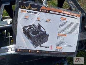 lot 118 image: LandHonor 44in rock grapple bucket for mini s...