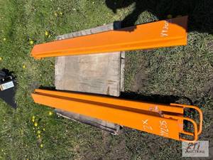 lot 154 image: 2X 7ft pallet fork extensions. MDI Item is l...