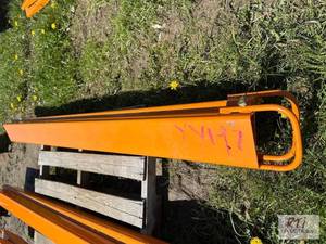 lot 160 image: 7ft fork extensions. MDI Item is located at ...