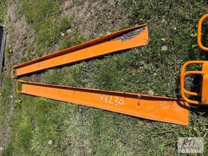 lot 164 image: 7ft fork extensions. MDI Item is located at ...