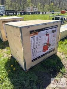 lot 181 image: LandHero 24in semi automatic tire changer, 43...