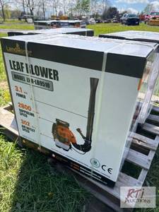 lot 189 image: LandHonor backpack leaf blower with small gas...