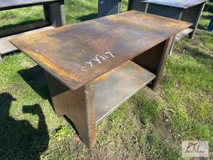 lot 210 image: Heavy duty welding table, 57.5 x 29. MDI Ite...