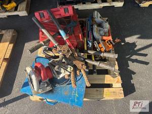 lot 4 image: Pallet of miscellaneous, cordless Hilti tools...