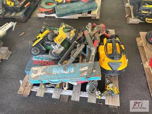 lot 19 image: Pallet of miscellaneous, corded and cordless ...