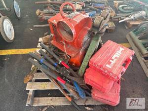 lot 34 image: Pallet of miscellaneous hand tools, air, vent...
