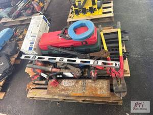 lot 42 image: Pallet with miscellaneous tools, including 4-...