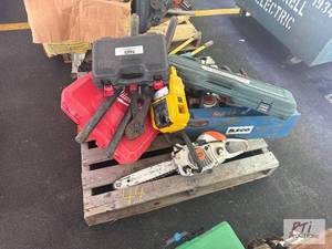 lot 44 image: Pallet of chainsaws, approximately six. cable...