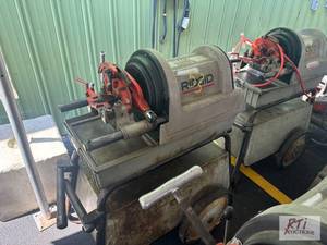 lot 53 image: Ridgid 1822-1 pipe threader on steel wheeled ...