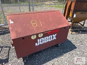 lot 81 image: 36IN��steel storage job�box on wheels....