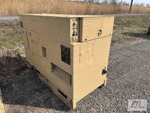 lot 9 image: 2006 L3 MEP 805B 30Kw generator. 2 hours. Die...