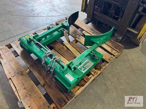 lot 77 image: Fork mounted drum grabber...