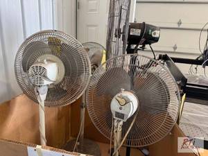 lot 85 image: Lot of fans...