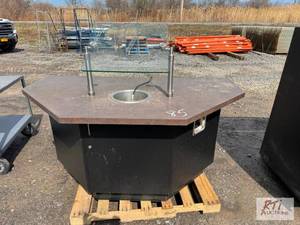 lot 94 image: Food station and refrigerator display...