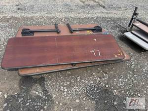 lot 98 image: Lot of rectangular tables...