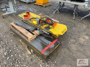 lot 104 image: Industrial lifts for parts...