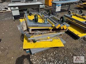 lot 122 image: Lot of heavy duty dollys...