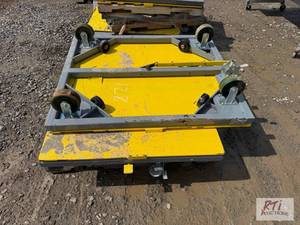 lot 123 image: Lot of heavy duty dollys...