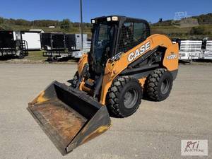 lot 15 image: 2019 Case SV280 skid loader, cab, h...