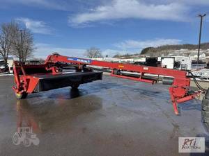 lot 36 image: 2016 New Holland Discbine 313 disc ...