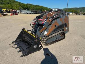 lot 48 image: 2024 Boleo DiwalX mini track skid l...