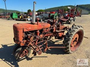 lot 72 image: Farmall C tractor, narrow front end...