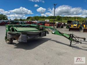 lot 79 image: John Deere 1360 disc mower with met...