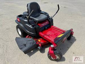 lot 83 image: Toro Timecutter SS5000 zero turn mo...