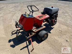 lot 87 image: Jacobsen Greens parts mower...
