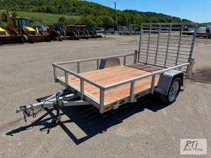 lot 105 image: 2021 Black Rhino aluminum single ax...