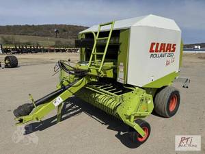 lot 119 image: 2008 Claas Rollant 250 Roto Cut rou...