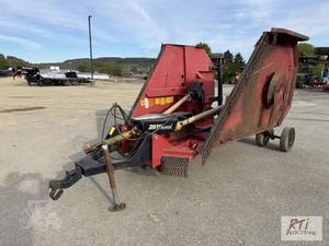 lot 126 image: Bush Hog 2615 legend fold up tow ty...