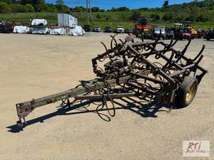 lot 149 image: John Deere 740 fold up drag...