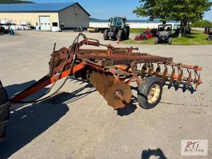 lot 152 image: Allis Chalmers angle disc...
