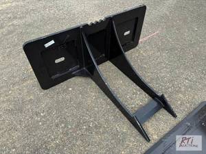 lot 153 image: Rock digger for skid loader...