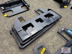 lot 182 image: Skid loader pallet forks with 42-in...