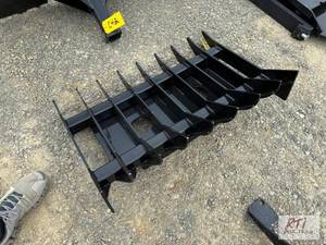 lot 195 image: Root rake for skid loader, 32-inch...
