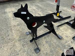 lot 196 image: Coyote shaped shooting target...