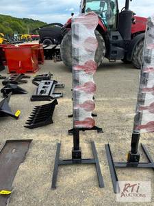 lot 201 image: Vertical rotating shooting target...