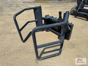 lot 239 image: Wolverine hydraulic bale hugger for...
