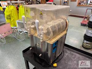 lot 269 image: Slushie machine. 2 bowl, 3 gal capa...