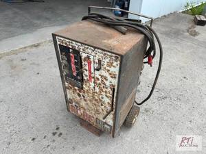 lot 283 image: ACDC arc welder...